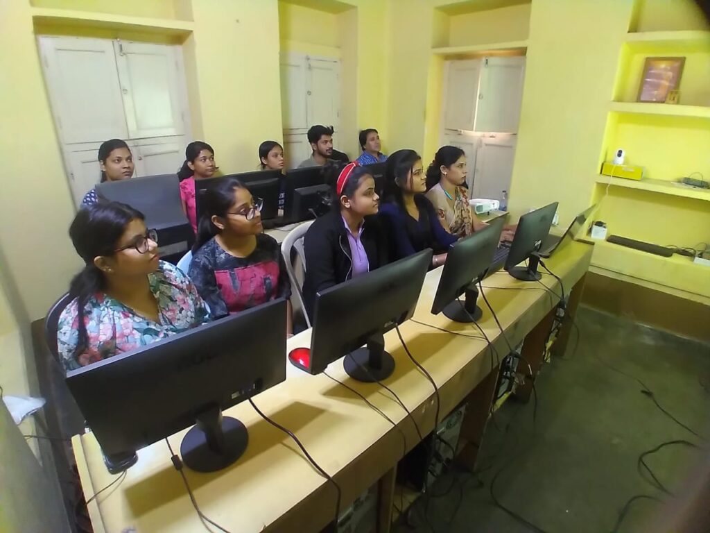 Hands-on computer training for future-ready professionals